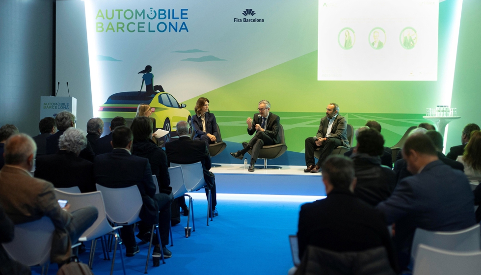 En la tercera de las mesas, llamada Puntos de recarga para elctricos...