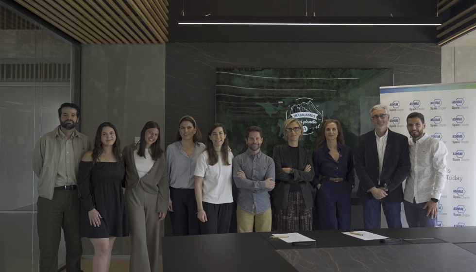 Firma del acuerdo entre Airzone y Ashrae Spain Chapter