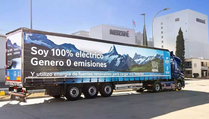 El caf� se transporta a trav�s del primer cami�n Gama T 100% el�ctrico de Renault Trucks en Espa�a