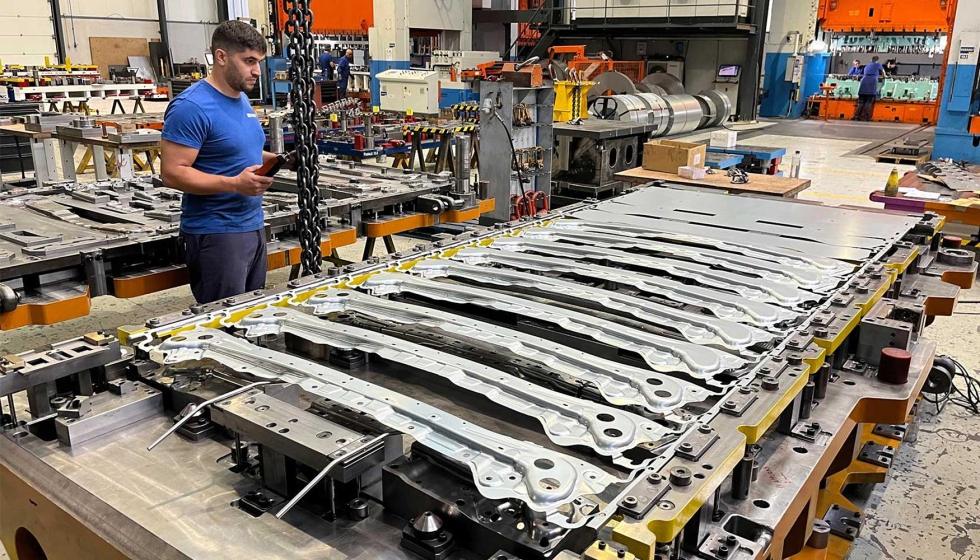 Figura 4: Vista de una herramienta progresiva completa