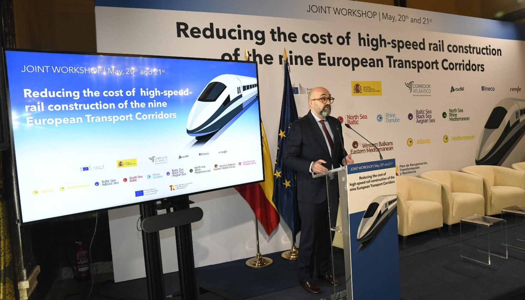 Pedro Marco, presidente de Adif, durante la inauguracin de la cumbre