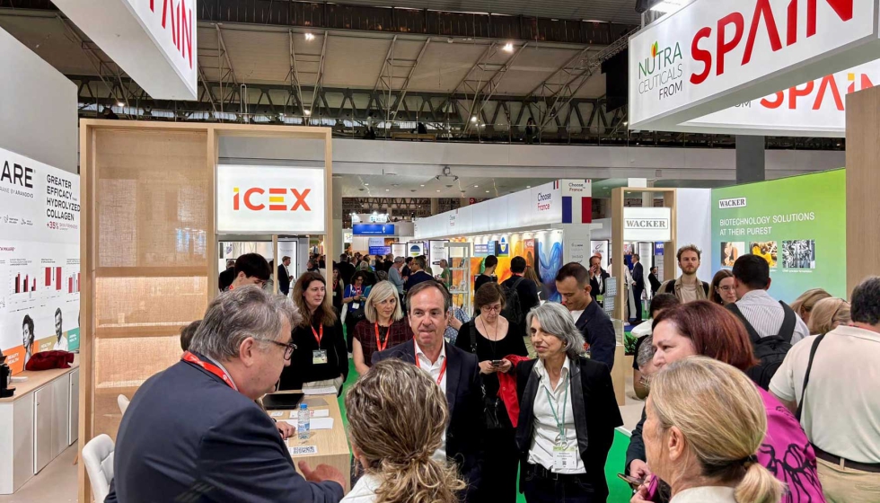 Visita de las autoridades dirigida por la presidanta de Afepadi