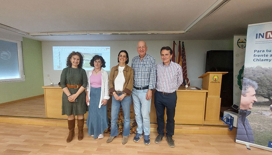 De izquierda a derecha...