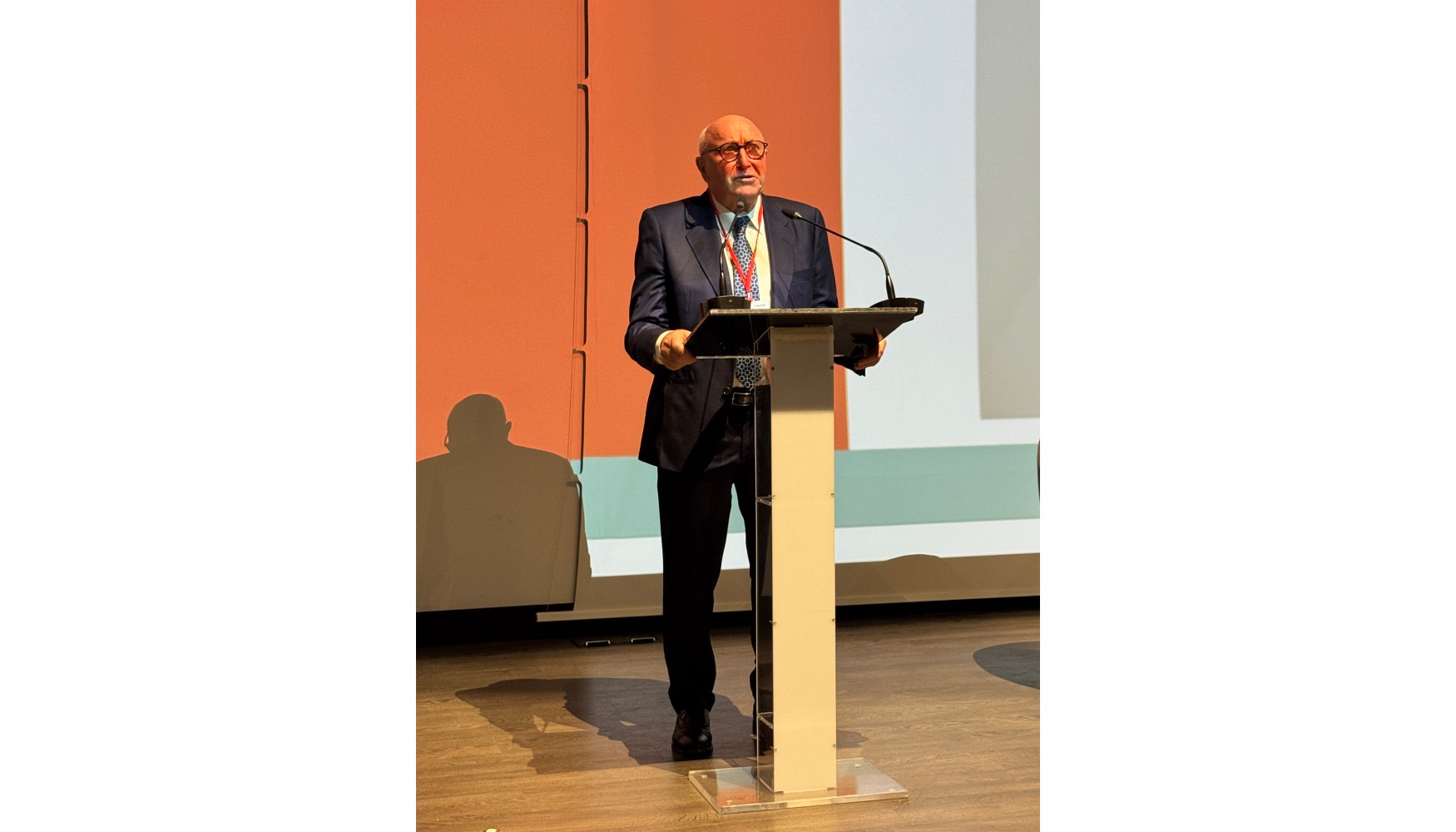 Jos� Manuel Garc�a Su�rez, presidente de Anagrual