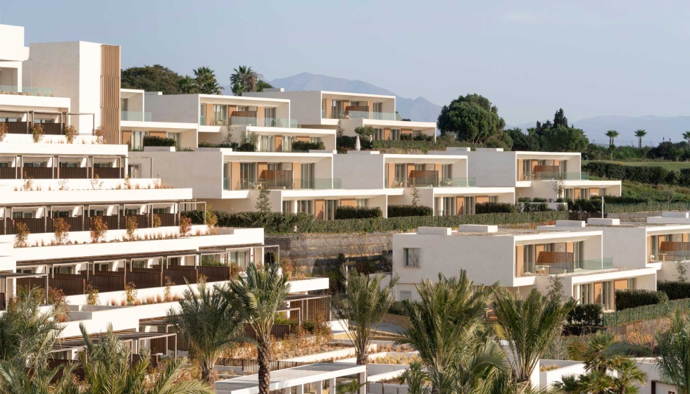 Farimont La Hacienda, en la Alcaidesa, dise�o de Daar Arquitectura con carpinter�a de Grupo Ayuso. Fotos �lvaro Viera�...