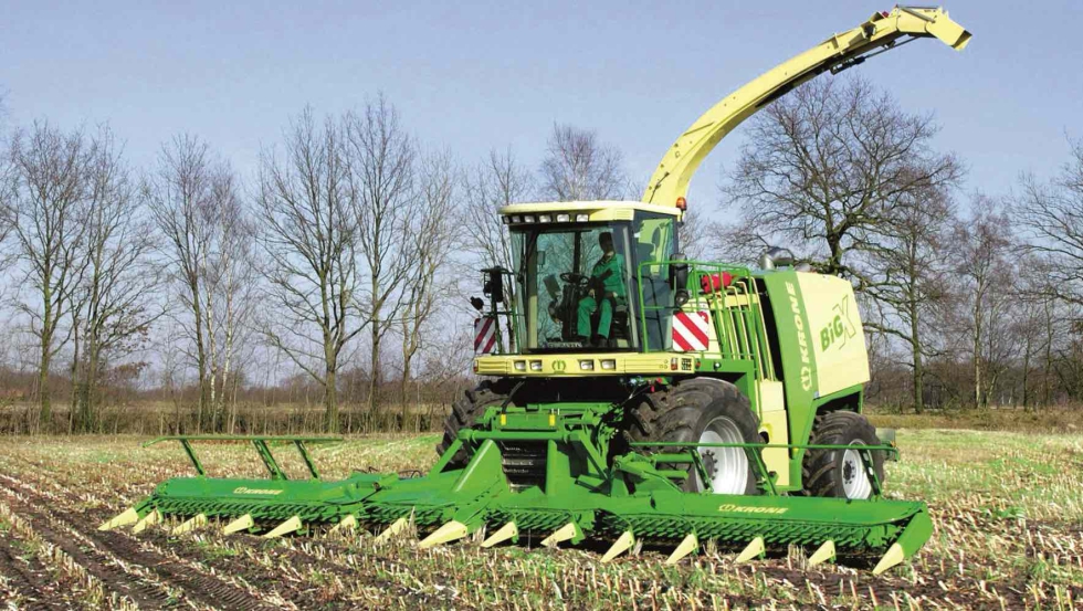 Con los cabezales de recolecci�n EasyFlow, XDisc, EasyCollect y XCollect, la BiG X permite trabajar desde la hierba hasta el ma�z...