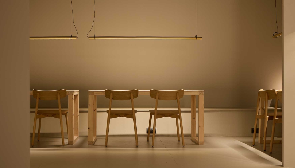 Adems de su esttica, Solid de B.Lux destaca por su innovador sistema de control por sensores