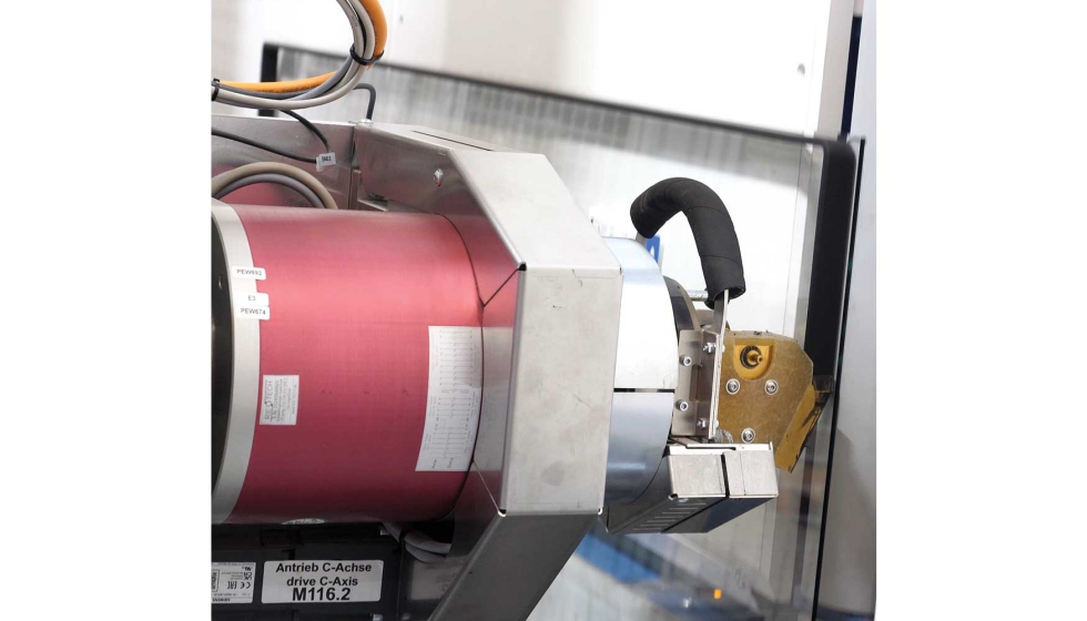 Inserci�n del intercalario WINNSPACER-TPS by Navas en las ventanas REFINE de Grupo Valverede