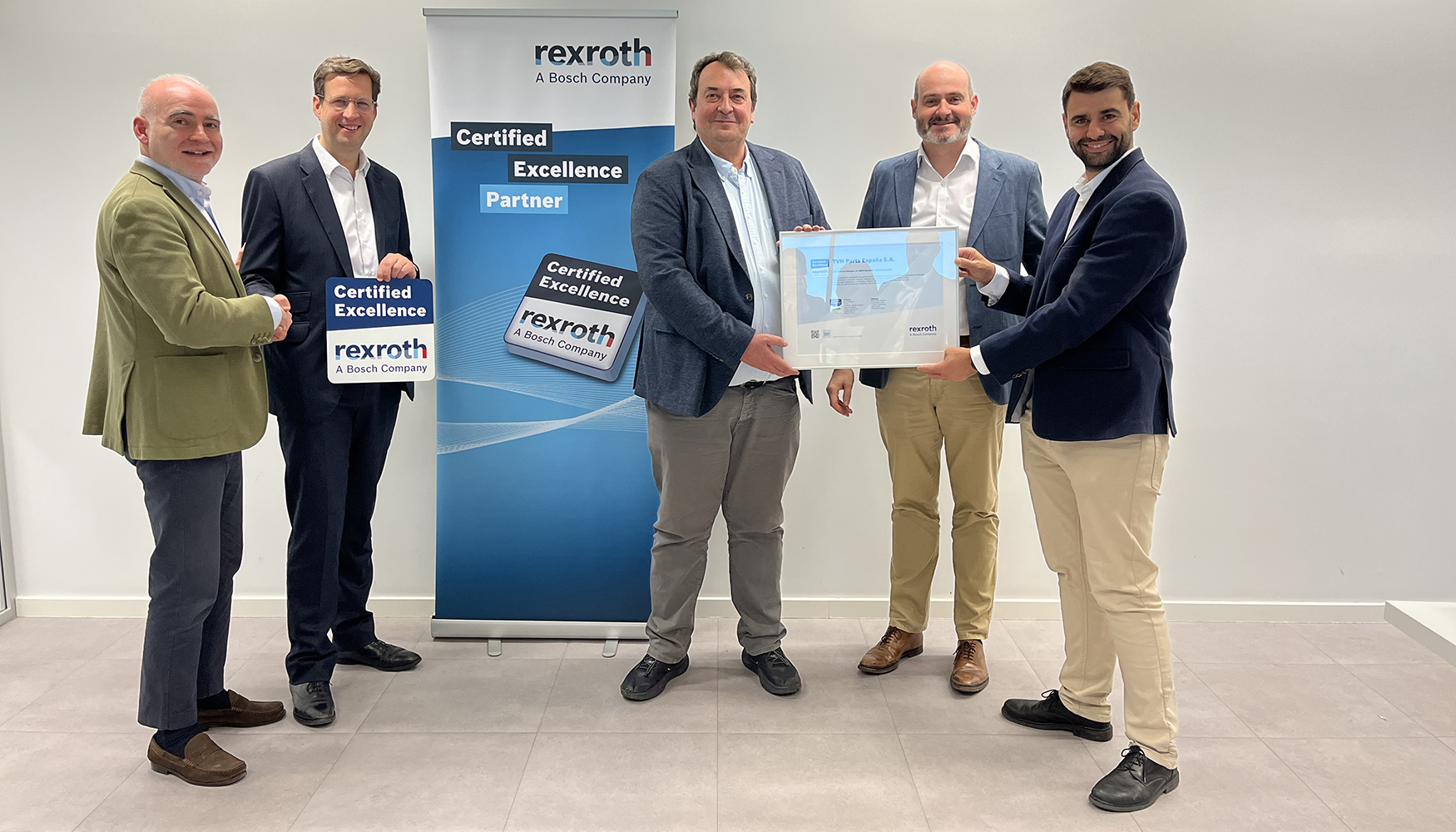 De izquierda a derecha...