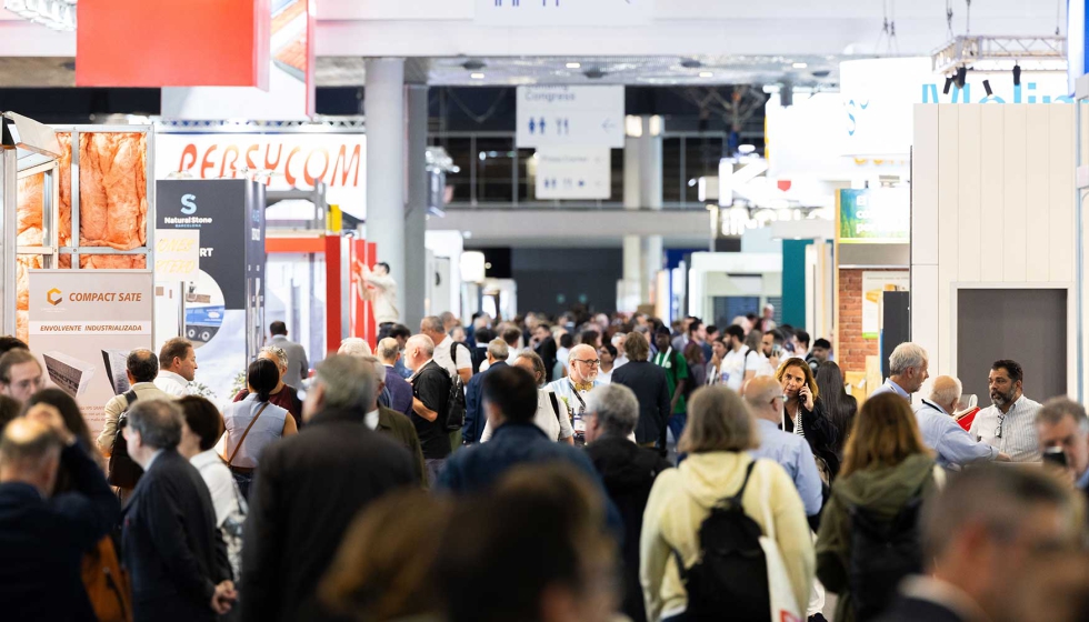 Imagem da rea de exposio situada no pavilho 2 da Gran Va na Fira Barcelona