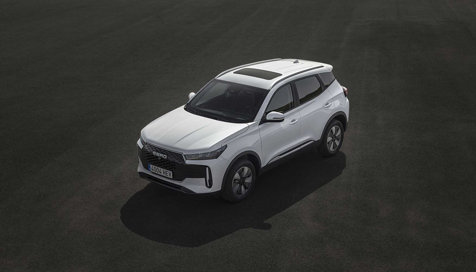 La oferta permite escoger entre un precio promocionado de 24.890 euros o la financiaci�n Ebro Flex que, con una entrada inicial de 9...