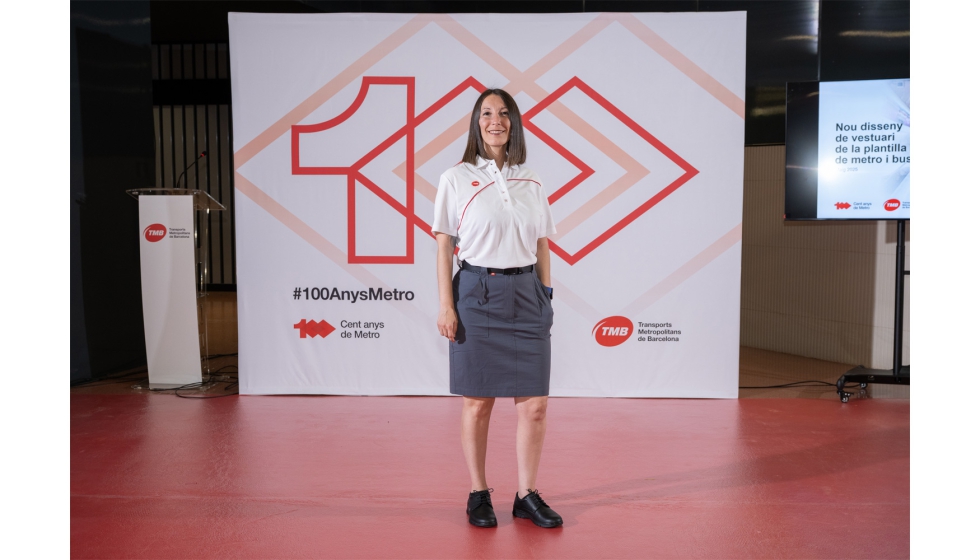 Uniformidad con polo blanco para otros colectivos de TMB. Foto: TMB