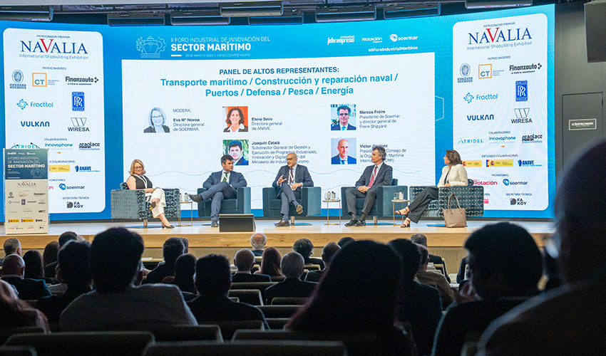 De izquierda a derecha...