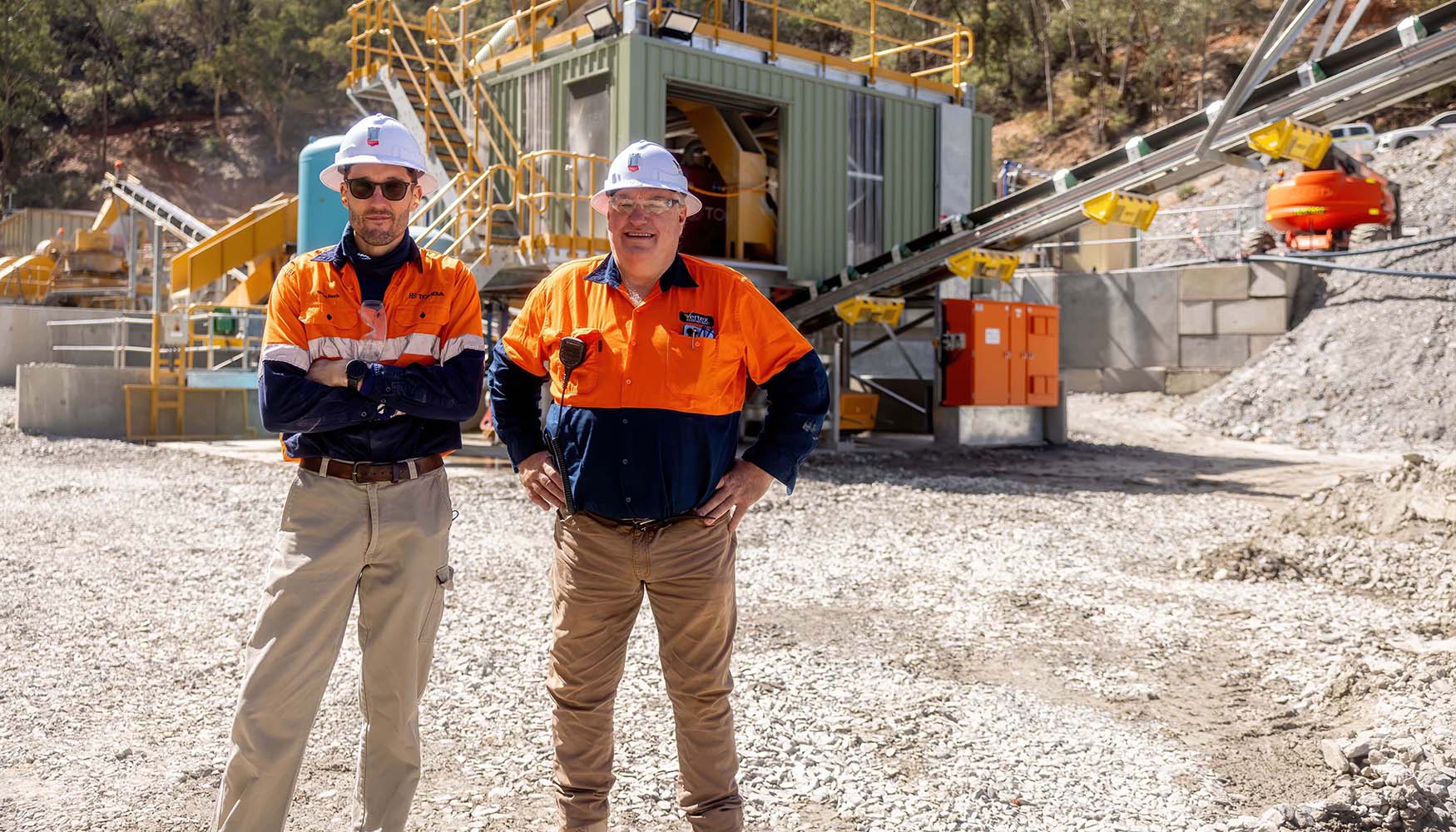 Gavin Rech, gerente de Ventas y Soporte T�cnico para Australia en Tomra Mining (izquierda) y Roger Jackson...