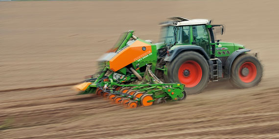 La nueva sembradora monogramo ED-X cuenta ahora con modelos suspendidos de 6 metros de ancho de trabajo