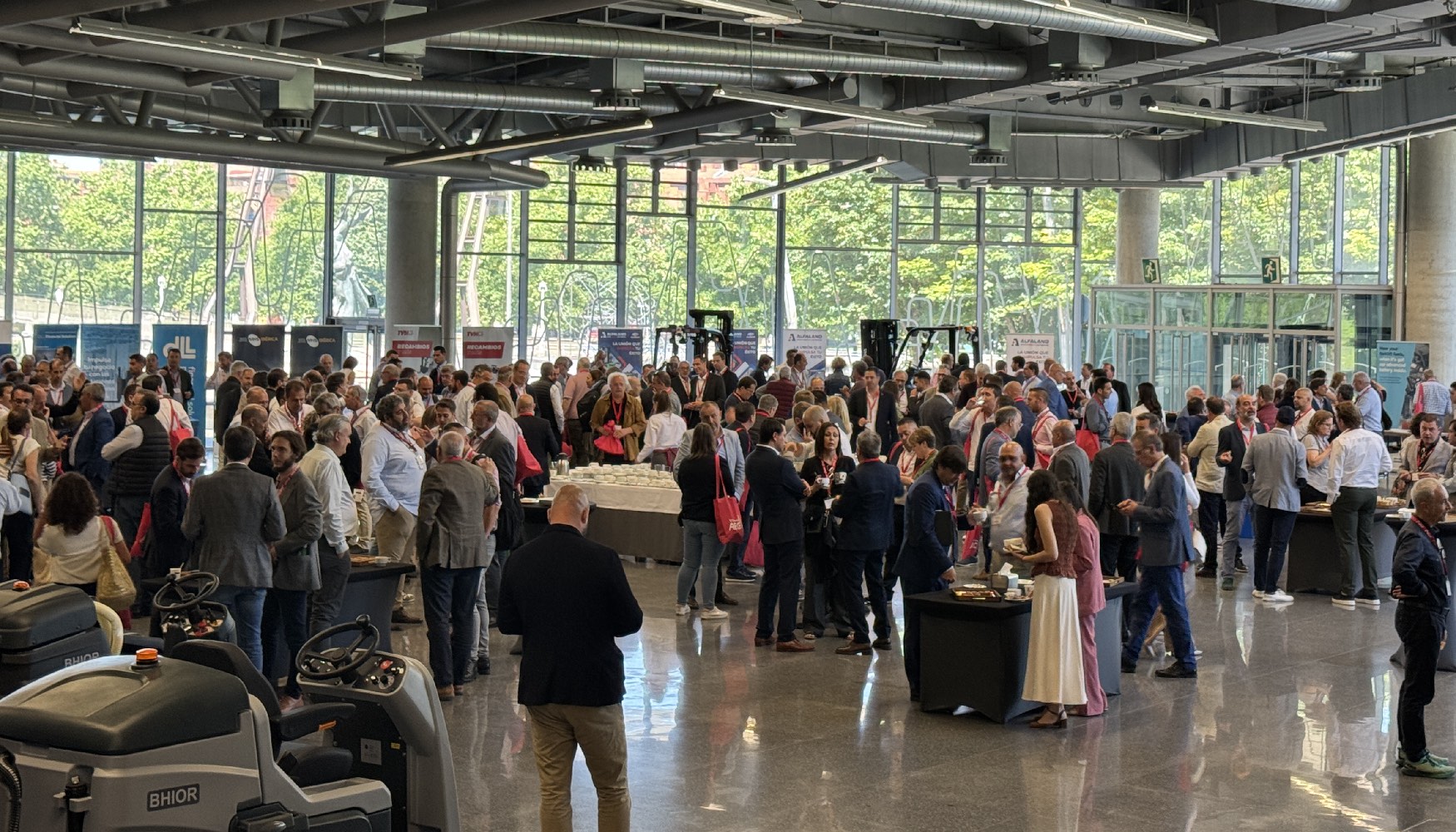 La V Concencin AECE volvi a contar en su programa con diferentes momentos para el networking