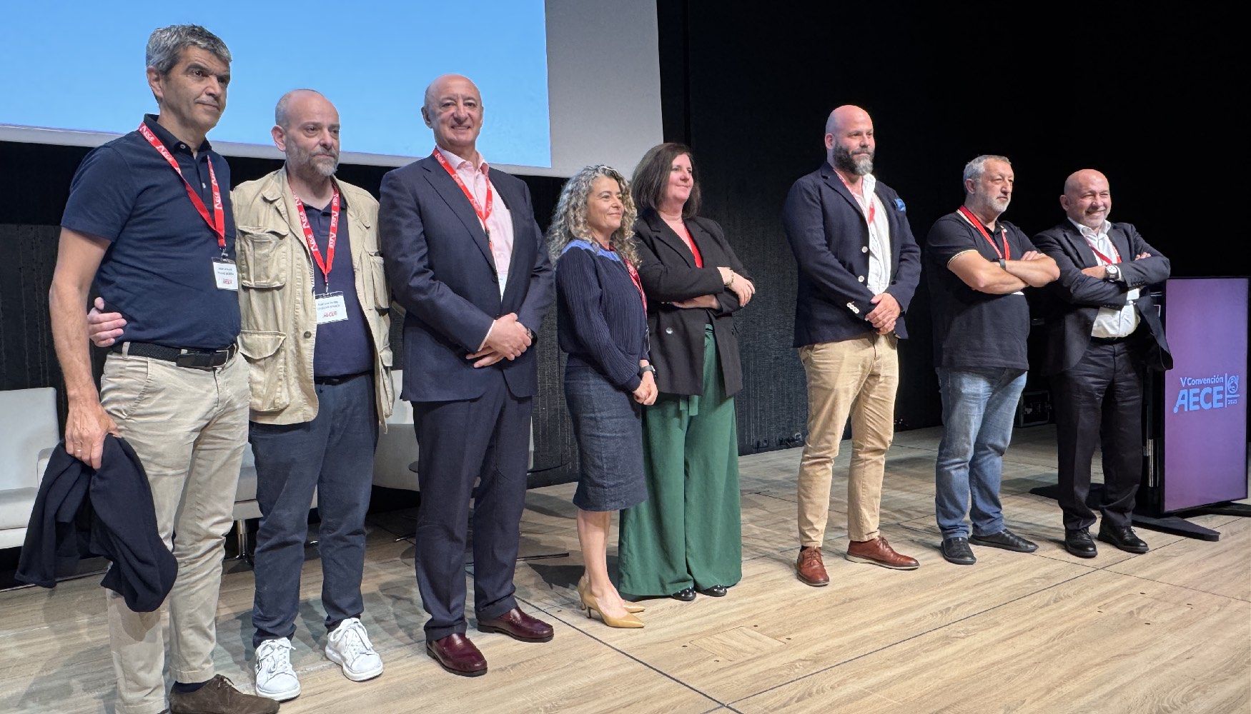 Integrantes de la Junta Directiva de AECE