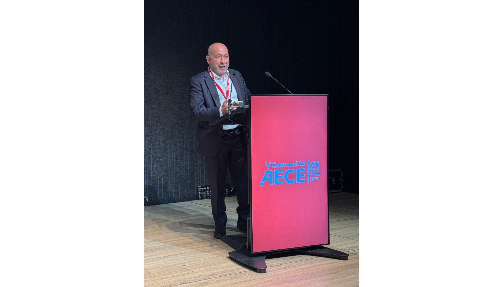 Luis Manuel de Sancha, presidente de AECE