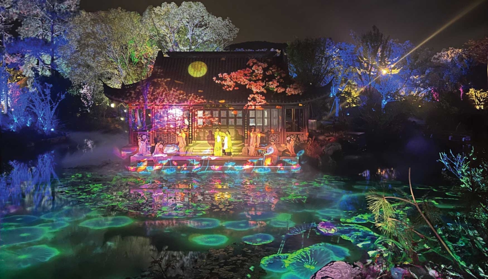 Esta experiencia se compone de proyecciones mapping en el lago Nanbei