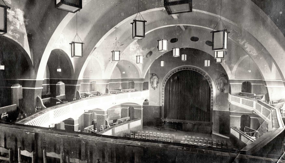 Aspecto de la sala-teatro en 1916. Fuente: Societat Recretiva El Retiro