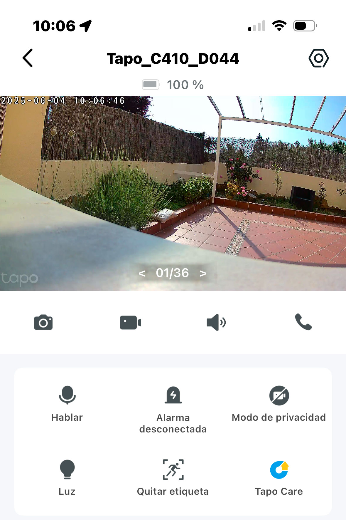 Desde la app es posible configurar alertas, zonas de detecci�n, modo privacidad, almacenamiento y acceso en directo a la c�mara...