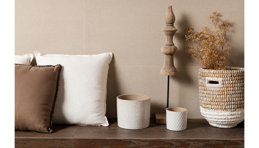 Santelmo es una colecci�n cer�mica ins�rada en la costa mallorquina