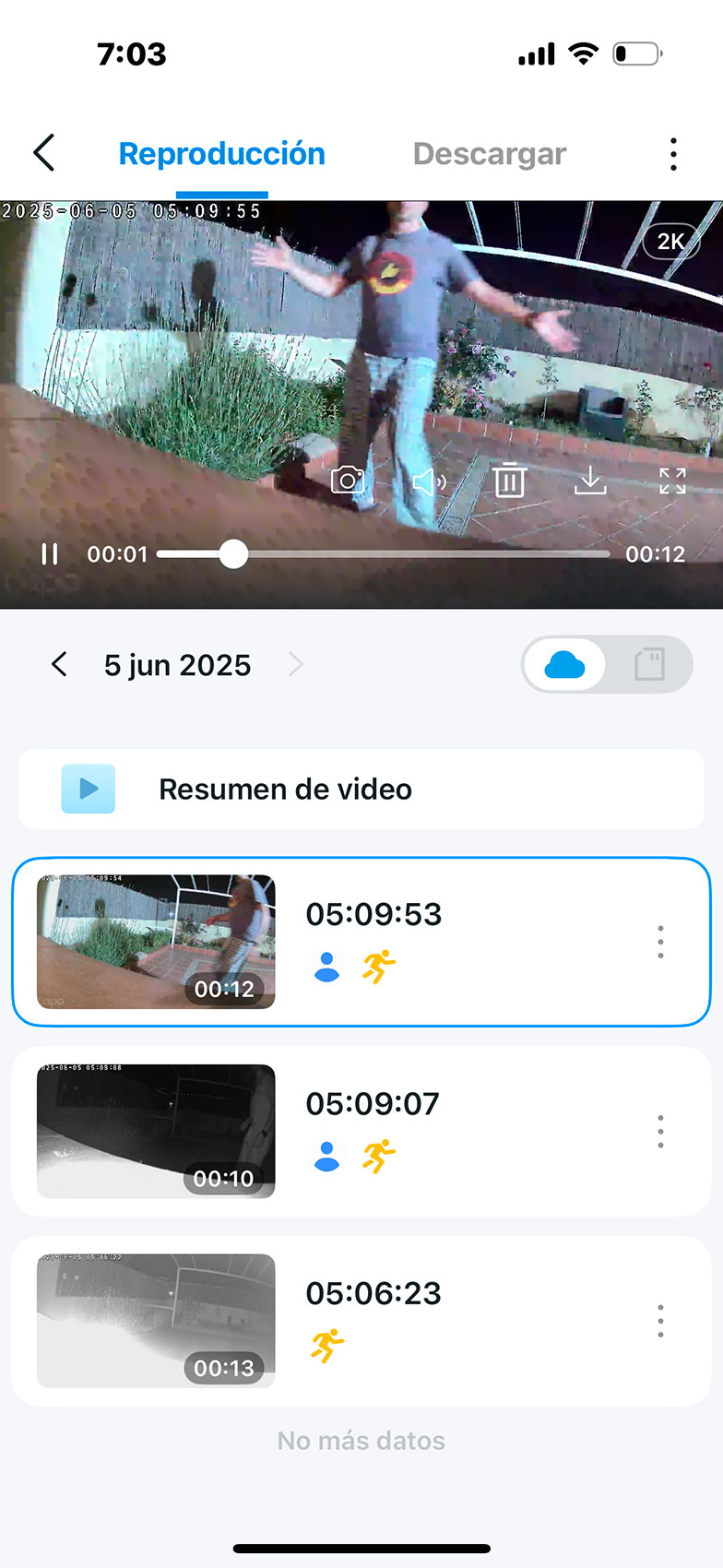 En condiciones de baja luminosidad, la c�mara responde con eficacia gracias a dos sistemas de visi�n nocturna