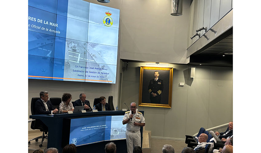 Intervenci�n del contraalmirante de la Armada Espa�ola, Francisco Jos� Asensi
