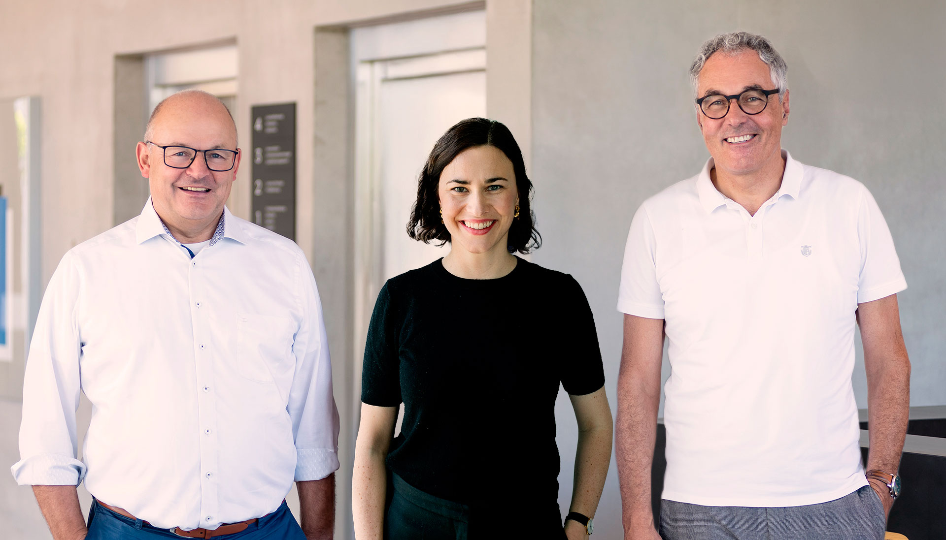 Director Financiero, Claus Maier, junto a los dos co-directores generales, Julia y Wili Stadler, respectivamente