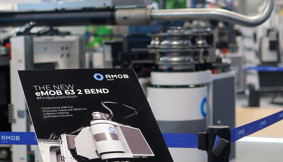 La mquina curvadora de tubos con cabezal giratorio totalmente elctrica eMOB 63 2 Bend fue uno de los equipos expuestos que ms atencin acapar...