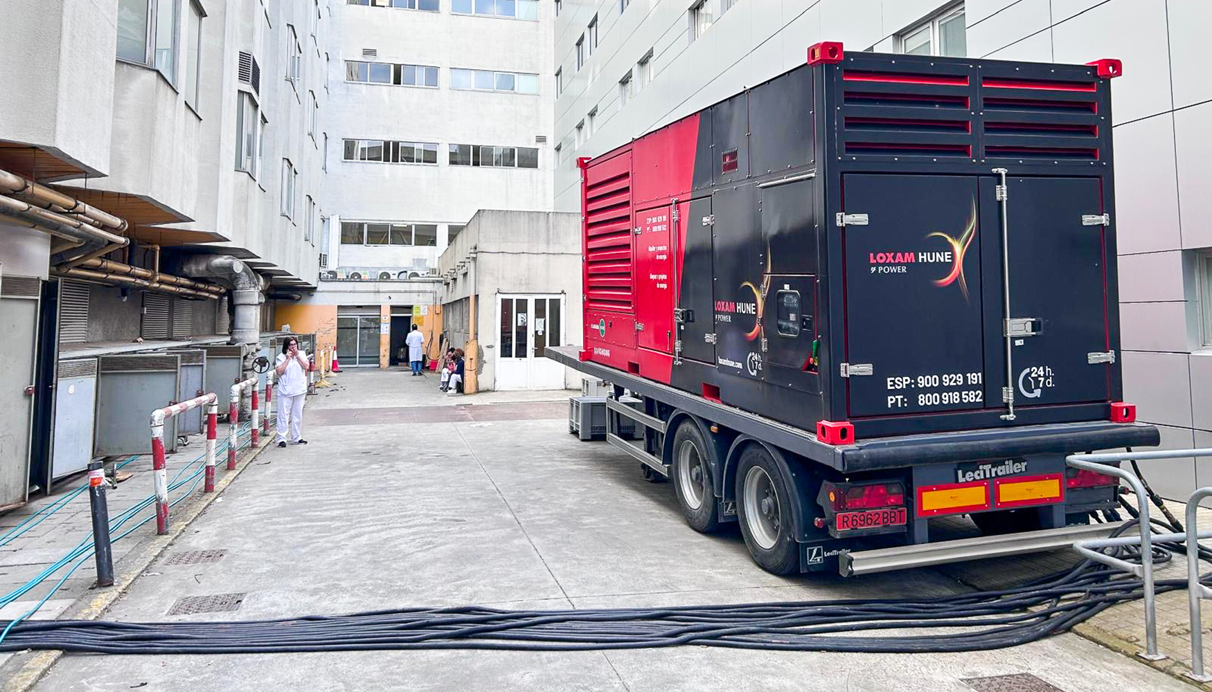 Fornecimento de grupos geradores num hospital