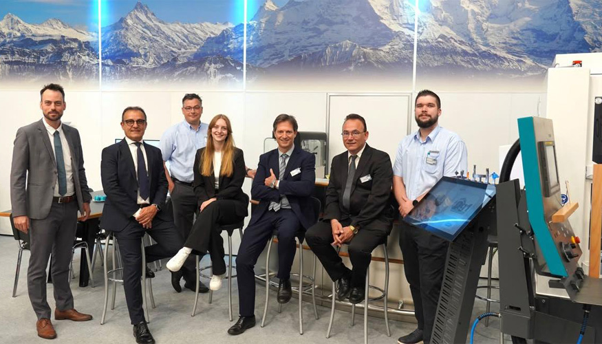 Equipo Schneeberger en Ligna 2025 en Hannover