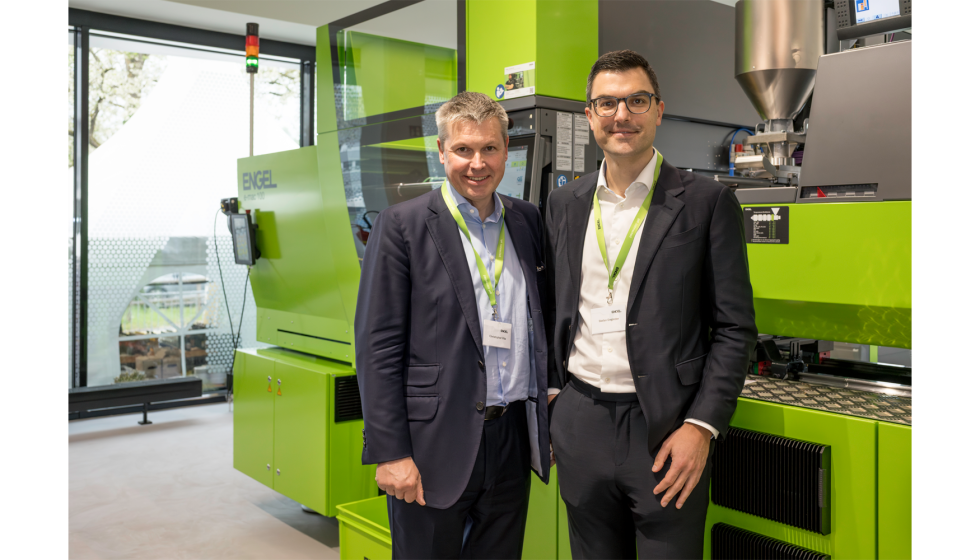 Christopher Vitz (izquierda), director general de Engel uiza, y Stefan Engleder, director general del Grupo Engel...