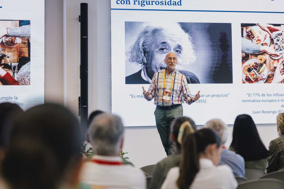 El investigador Daniel Ramn durante una ponencia en ftalks 2024