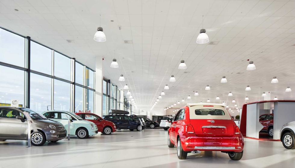 Los techos minerales acsticos Topiq Alpha se adaptan perfectamente a entornos profesionales