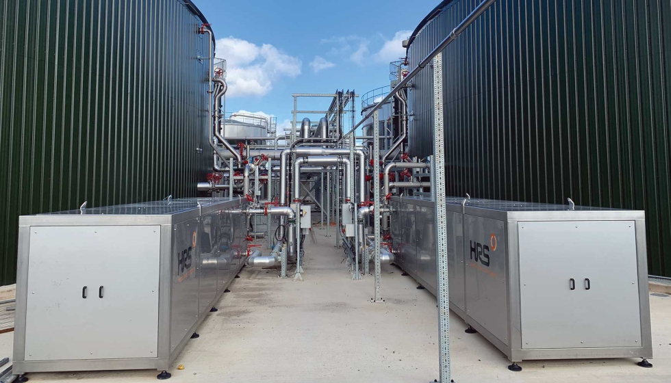 Los intercambiadores de calor son un mtodo ms eficiente y prctico para calentar los tanques del digestor que las tuberas internas...