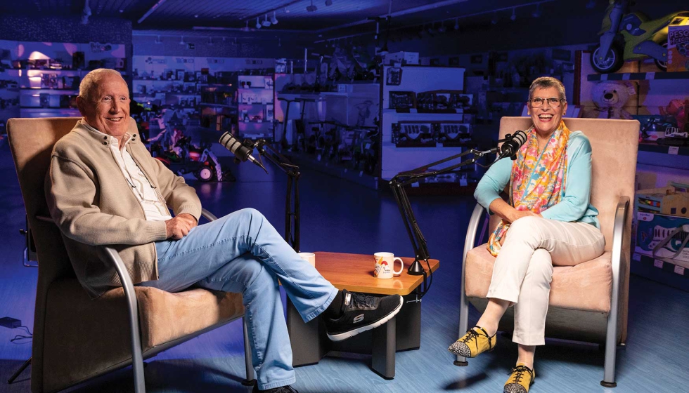 Jos Luis Cantero, socio fundador de Juguettos, e Imma Marn, experta en el juego infantil