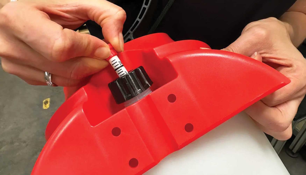 El man�metro de pist�n sirve como v�lvula de seguridad. Se permiten presiones de hasta tres bares...