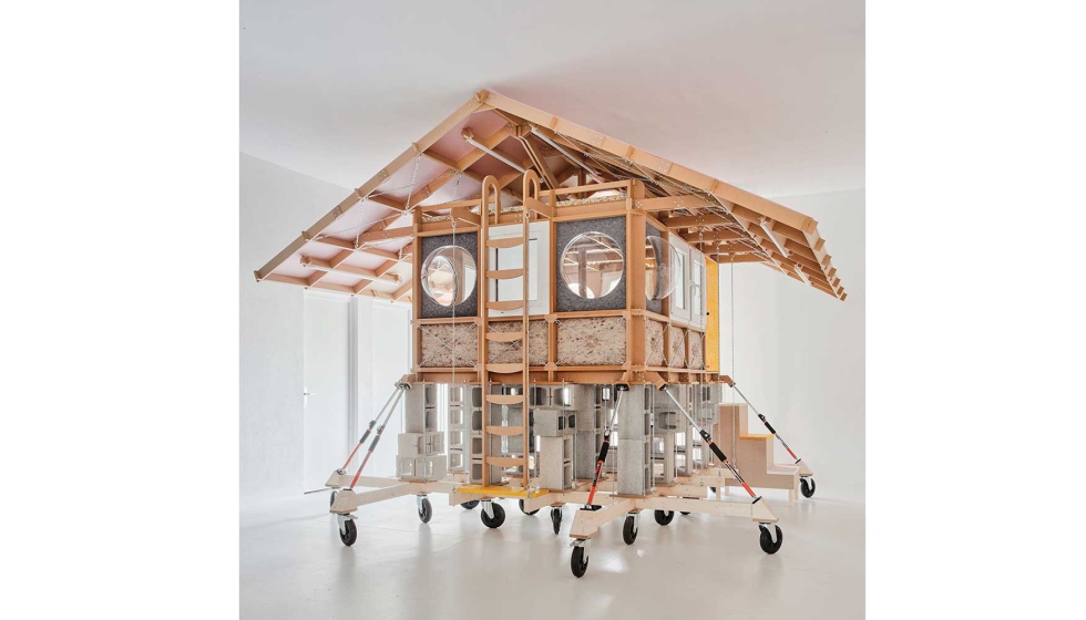 Imagen de �Seasonal House: A domestic climate driven experimento�. Foto: Jos� Hevia