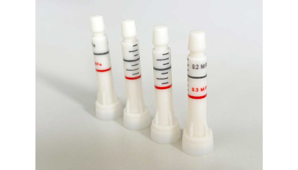  Cuatro man�metros de pist�n listos para montar salen de la c�lula de producci�n despu�s de cada ciclo. (Foto: Mesto)...