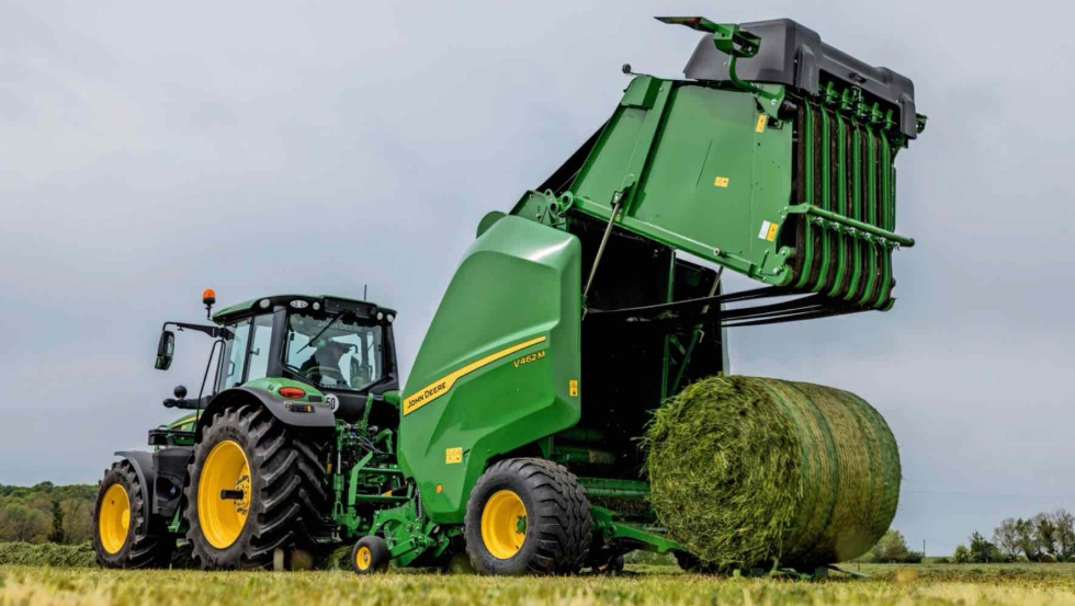 John Deere apresenta solues eficientes e fiveis para as necessidades de enfardamento