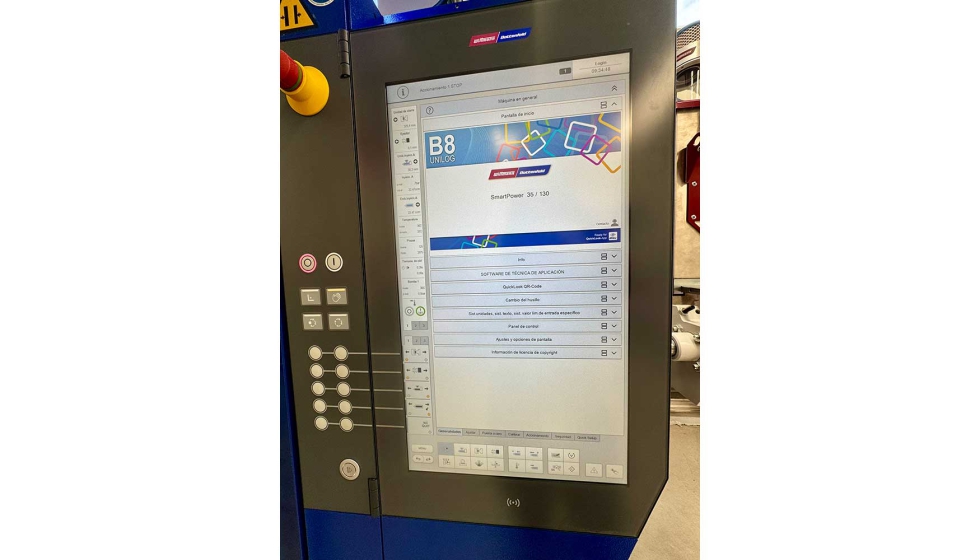 Los asistentes pudieron conocer el B8 Unilog