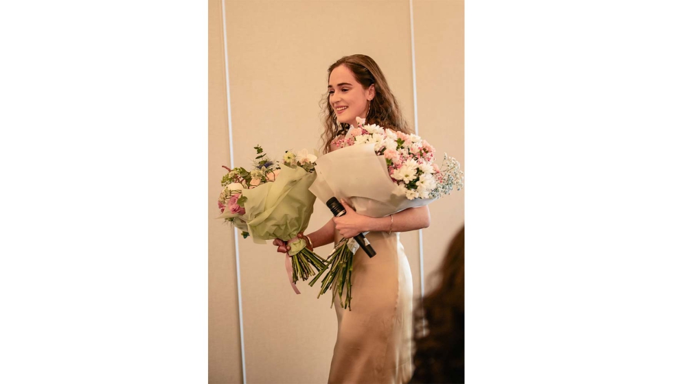 La diseadora donostiarra, Ane Gorriti Roura tras el desfile