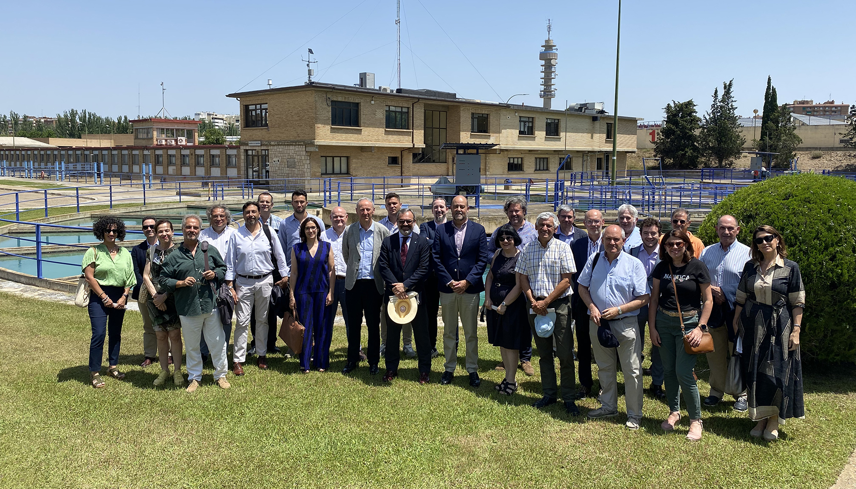 En la �ltima reuni�n del Comit� Organizador, celebrada en la planta potabilizadora de Zaragoza...
