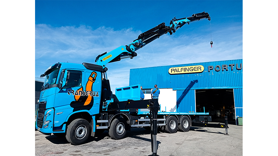 A aquisio da nova grua PK 92002 SH vai permitir  Transgrua realizar operaes seguras e eficientes