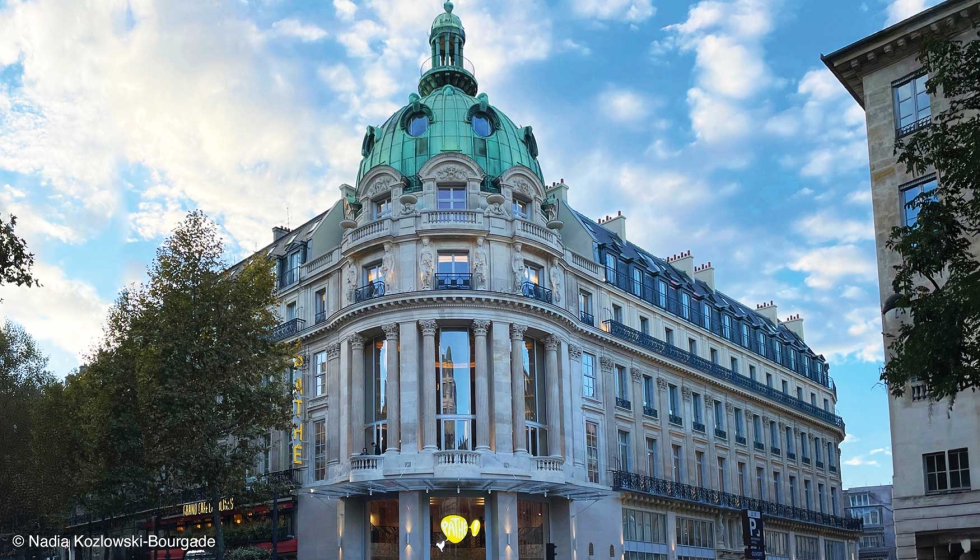 Os espaadores Super Spacer da Quanex Company Edgetech foram utilizados na renovao do Palcio Path em Paris. Foto:  Nadia Kozlowski-Bourgade...