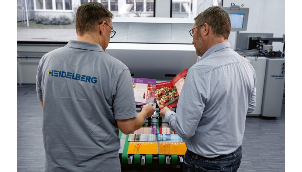Heidelberg ha desarrollado el concepto Stahlfolder Fireline para la produccin de productos cortados y plegados