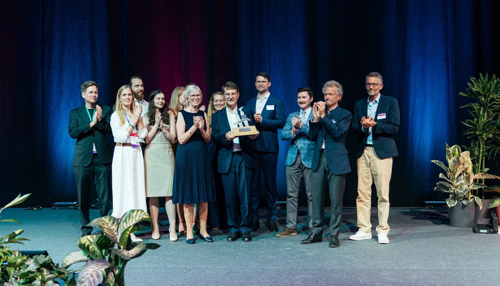 Reinhard Wolff, socio director de Wolfcraft y presidente de HIMA, recibi� el Premio Global DIY a Toda una Vida