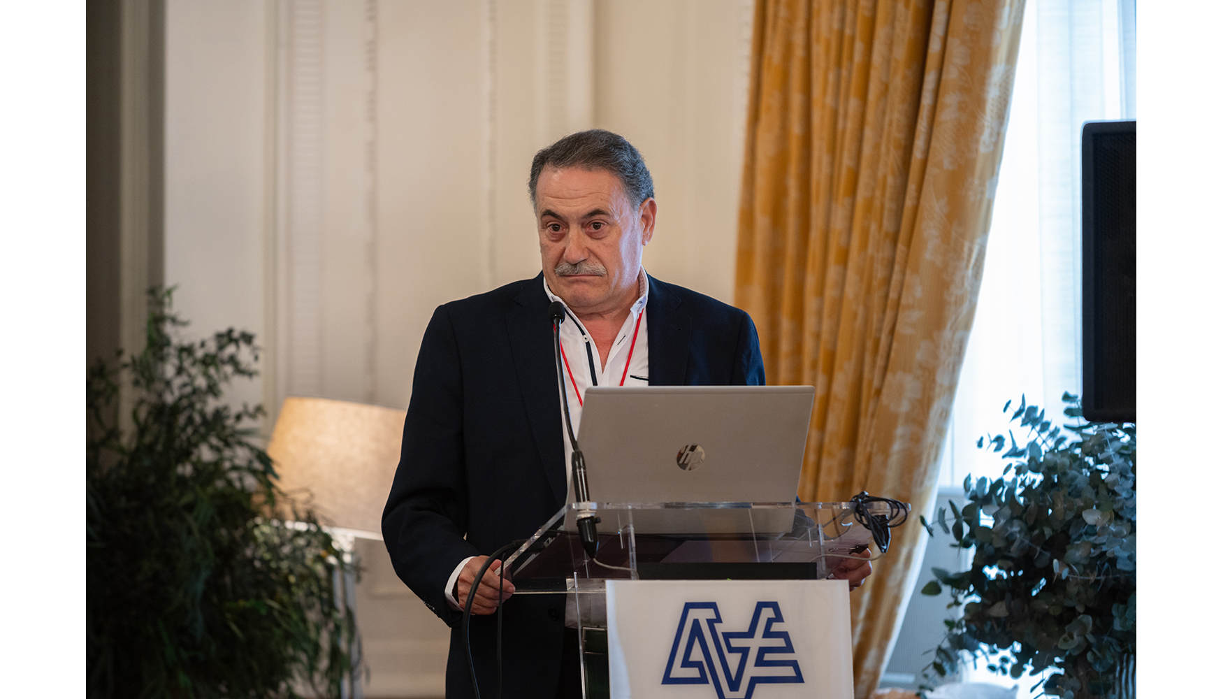 Amando Astorga, presidente de AVE-BIE