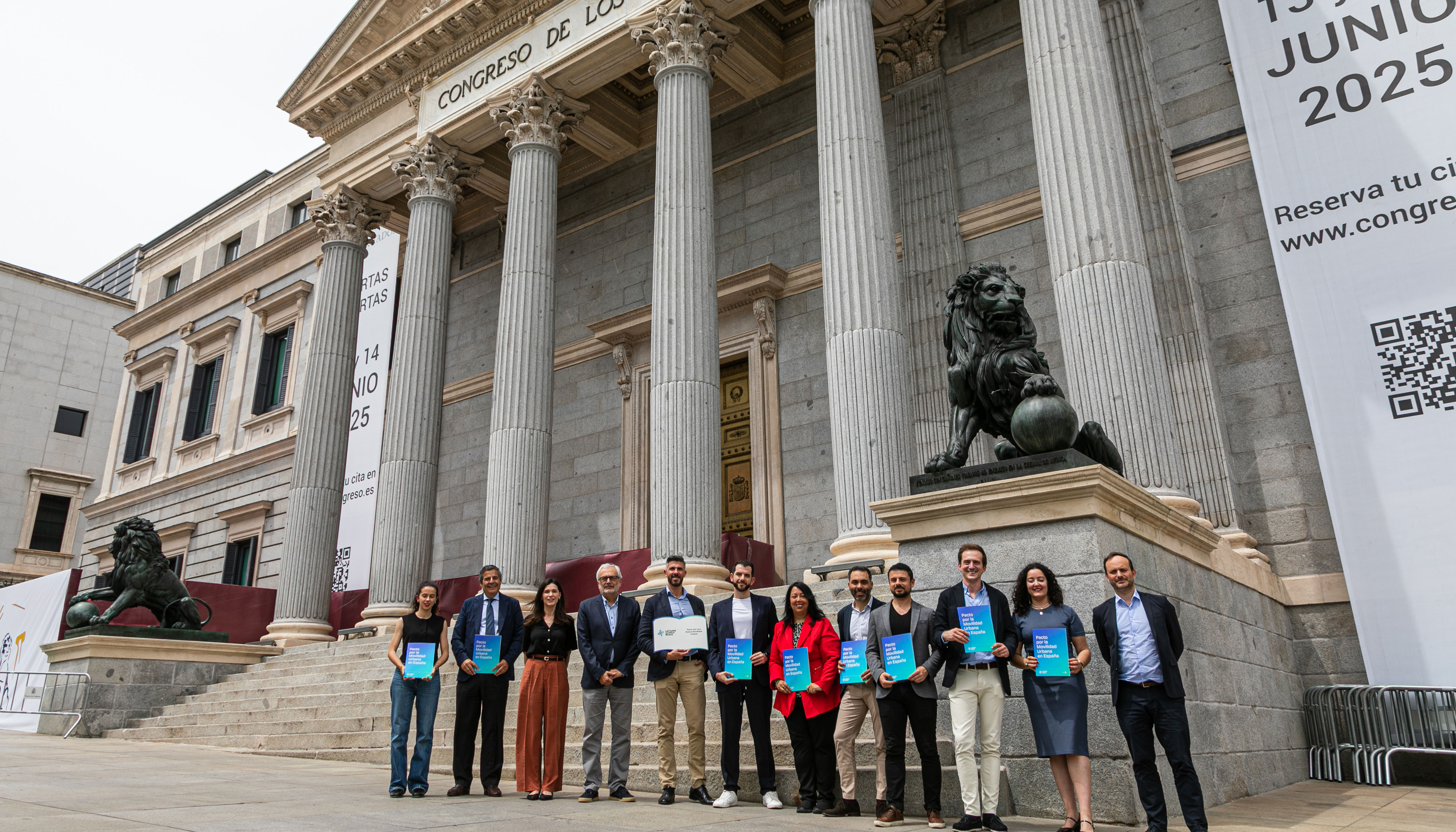 El evento, celebrado en la sede del Parlamento Europeo en Madrid, reuni� a m�s de 100 representantes institucionales...